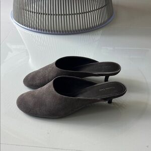 Massimo Dutti Elegant Women's Suede Mules in taupe size 39